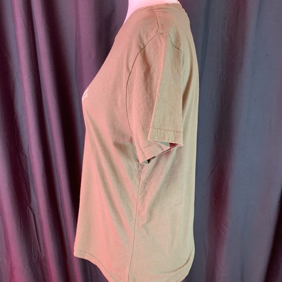 Old Navy military green 'Brooklyn' tee size L - Picture 2 of 6